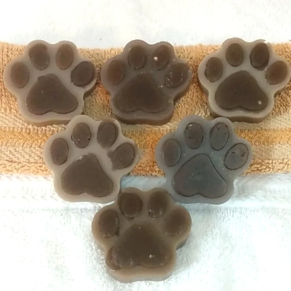 HANDCRAFTED OATMEAL SANDALWOOD ARTISAN DOG BATH SOAP BARS 6 PIECE SET NWT